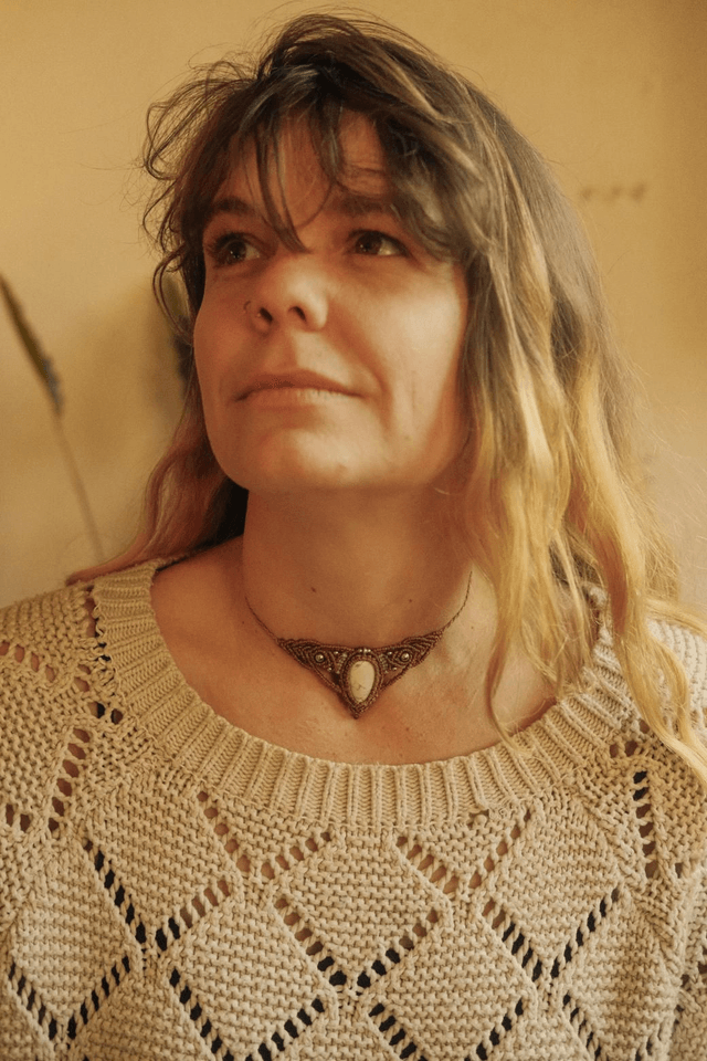 Collier Howlite