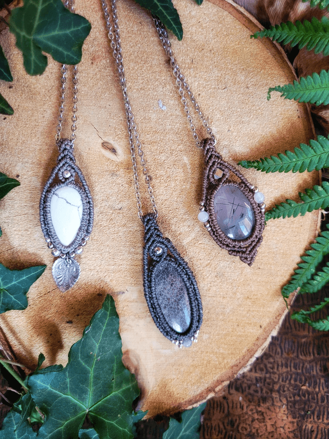 Pendentif Howlite, Corail noire et Quartz tourmaline