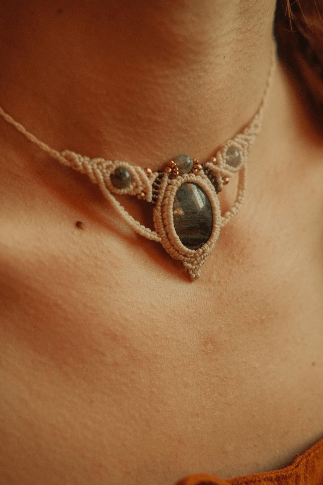 Collier fin Labradorite 