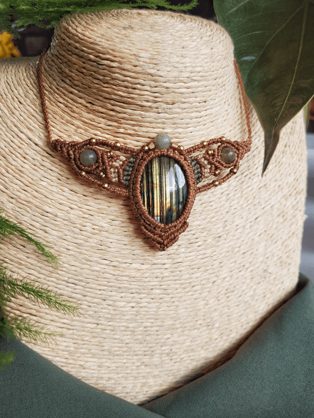 Labradorite et laiton