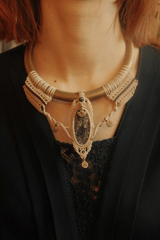 Collier laiton macramé